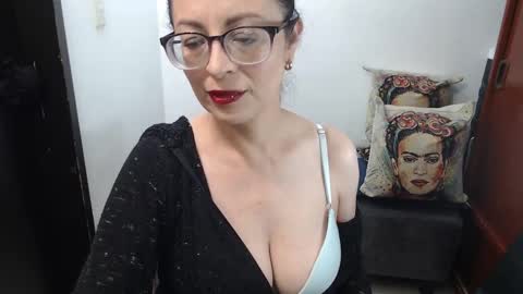 Snapshot of anasstaciaevanss chatting on 09.14.25 Anastacia online show from 09.14.25