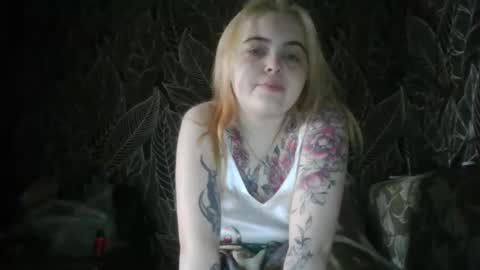 Snapshot of anastas_hot chatting on 05.28.26 Anastasia online show from 05.28.26
