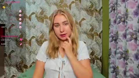 Snapshot of anastasia_gold1 chatting on 08.07.26 anna online show from 08.07.26
