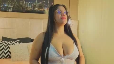 Anastasia Vidal online show from 11.17.25