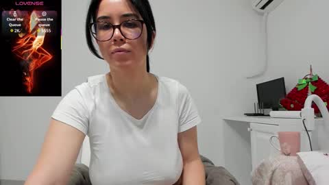 Snapshot of anayscaandy chatting on 01.16.26 Andreea online show from 01.16.26