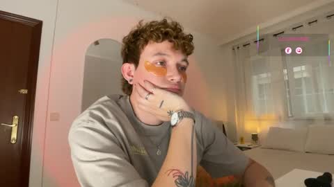 Snapshot of anddres_boss chatting on 05.06.26 Tell Me ANDRESS ----- online show from 05.06.26