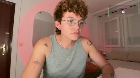 Snapshot of anddres_boss chatting on 06.09.26 Tell Me ANDRESS ----- online show from 06.09.26