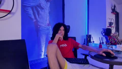Snapshot of anddy_hugecock chatting on 05.15.26 anddy_hugecock online show from 05.15.26