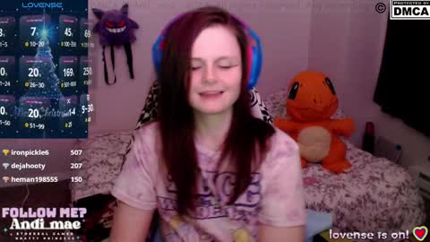 Snapshot of andi_mae chatting on 12.24.24 Andi online show from 12.24.24