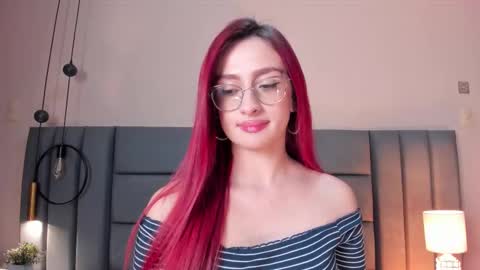 Andra Cyrus online show from 01.14.26