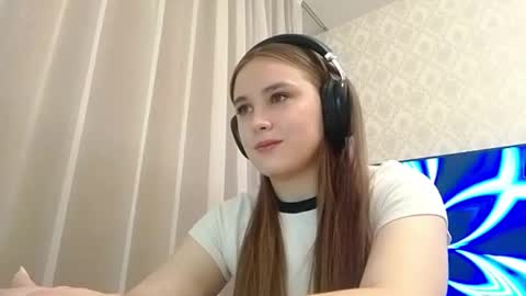 Sofy online show from 10.23.25