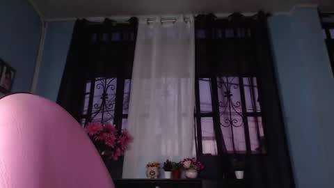 Snapshot of andre10_ chatting on 09.12.25 MARIA online show from 09.12.25