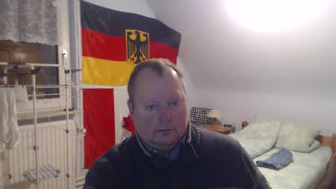 Snapshot of andre124231 chatting on 12.28.24 Andre online show from 12.28.24