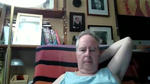 Snapshot of andre6045 chatting on 05.10.26 andre6045 online show from 05.10.26