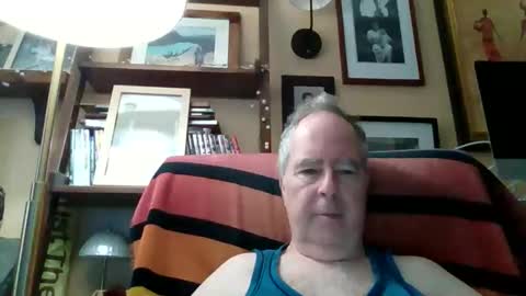 Snapshot of andre6045 chatting on 05.27.26 andre6045 online show from 05.27.26