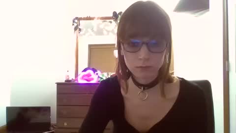 Snapshot of andrea_davenport chatting on 12.20.24 andrea online show from 12.20.24