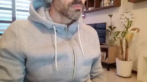 Snapshot of andrea_feetlover chatting on 02.15.26 andrea_feetlover online show from 02.15.26