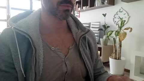 Snapshot of andrea_feetlover chatting on 02.15.26 andrea_feetlover online show from 02.15.26