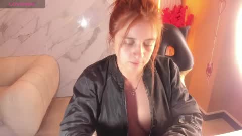 Snapshot of andrea_tasty_tf chatting on 04.14.26 andrea_tasty_tf online show from 04.14.26