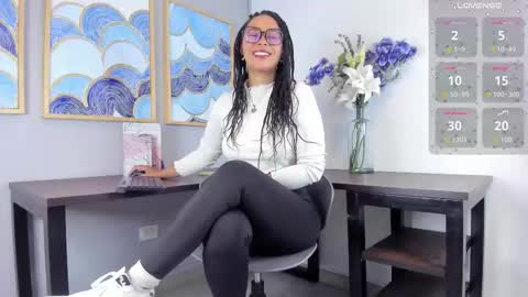 Snapshot of andreaa_zoee_ chatting on 10.14.25 Andrea Zoelins online show from 10.14.25