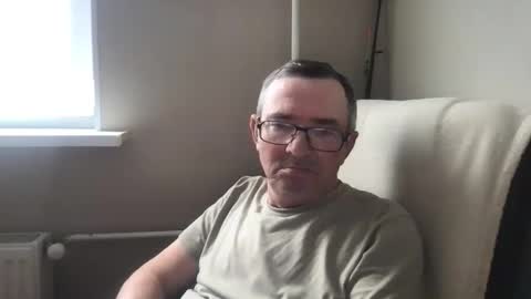 Snapshot of andreass60 chatting on 05.16.26 andreass60 online show from 05.16.26