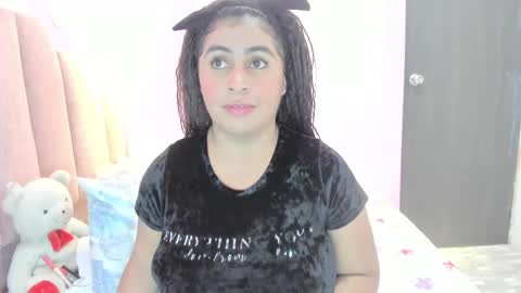 A n d r  e a S w e e t  online show from 10.15.25