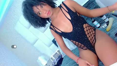 Snapshot of andreayano chatting on 09.16.25 andreayano online show from 09.16.25