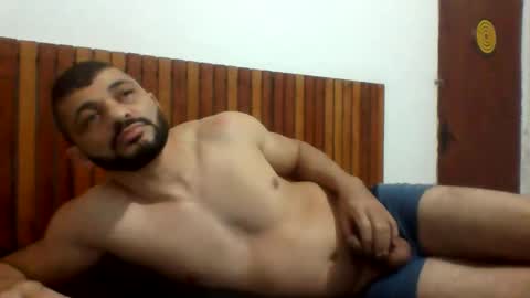 Snapshot of andreloko123 chatting on 05.27.26 andreloko123 online show from 05.27.26