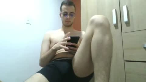 Snapshot of andres129494 chatting on 06.18.26 andres129494 online show from 06.18.26