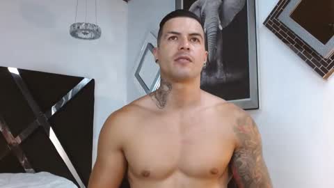 insta andres clark  online show from 02.08.25