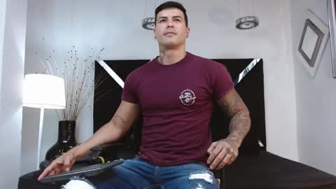 insta andres clark  online show from 02.21.25