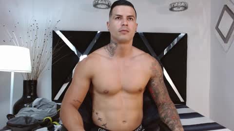 insta andres clark  online show from 02.26.25