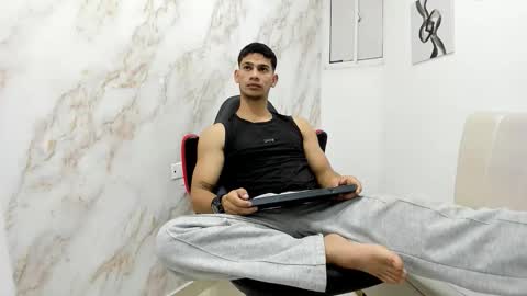 andres_stud online show from 11.24.25