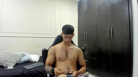 andres_stud online show from 05.11.26