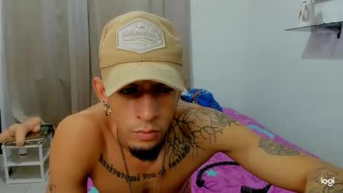 Snapshot of andres_white chatting on 02.06.26 Andres white online show from 02.06.26