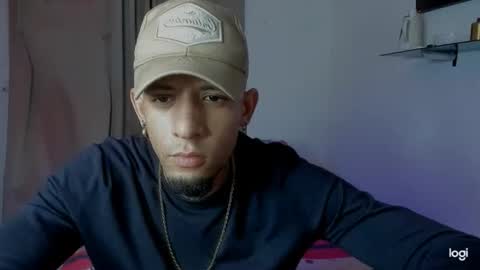 Snapshot of andres_white chatting on 02.09.26 Andres white online show from 02.09.26