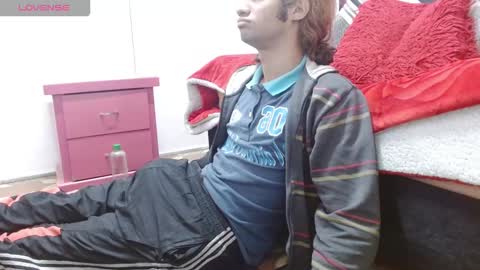 andresdark_07 online show from 01.06.26