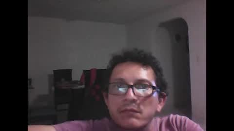 Snapshot of andresfloga chatting on 10.12.25 andresfloga online show from 10.12.25