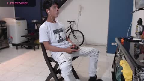 Andres Dean online show from 02.08.25