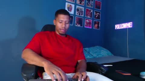 Snapshot of andrew_hoult chatting on 12.03.24 Andrew online show from 12.03.24