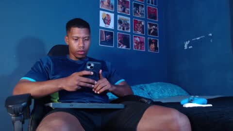 Snapshot of andrew_hoult chatting on 01.17.25 Andrew online show from 01.17.25