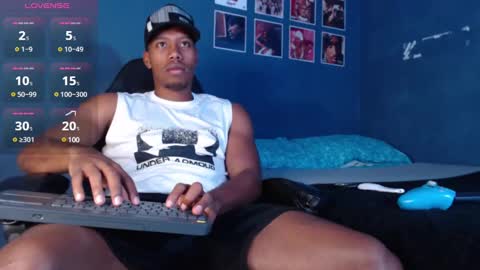 Snapshot of andrew_hoult chatting on 01.20.25 Andrew online show from 01.20.25