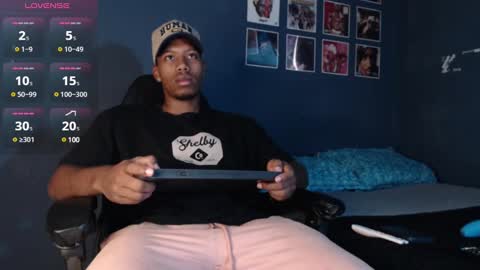 Snapshot of andrew_hoult chatting on 01.22.25 Andrew online show from 01.22.25