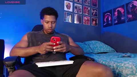 Snapshot of andrew_hoult chatting on 10.28.25 Andrew online show from 10.28.25