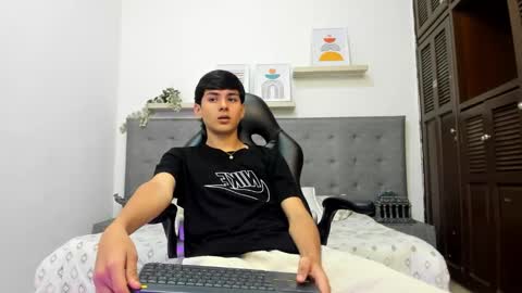 andrew restrepo online show from 03.09.26