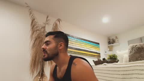 Snapshot of andrew_west_ chatting on 01.31.26 ANDREW WEST online show from 01.31.26