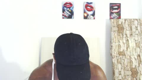 Snapshot of andrewoconnor__ chatting on 05.01.26 Andrew Oconnor online show from 05.01.26