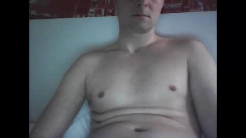 Snapshot of andreyandrey80 chatting on 02.19.25 andreyandrey80 online show from 02.19.25