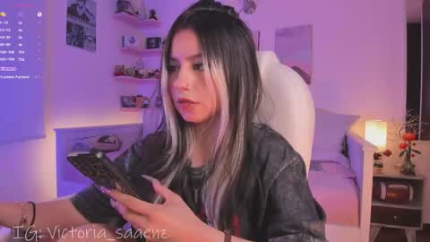 Snapshot of andromeedaa_ chatting on 05.02.26 Victoria Senz online show from 05.02.26