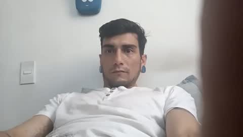 Snapshot of andsexbi69 chatting on 10.29.25 andsexbi69 online show from 10.29.25