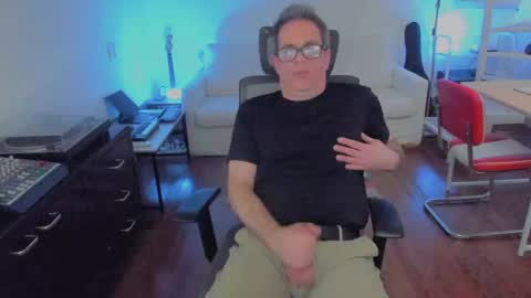 Andrew online show from 09.12.25