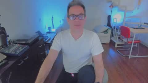 Andrew online show from 10.02.25