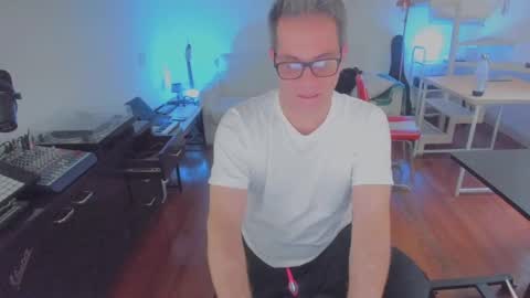 Andrew online show from 10.05.25