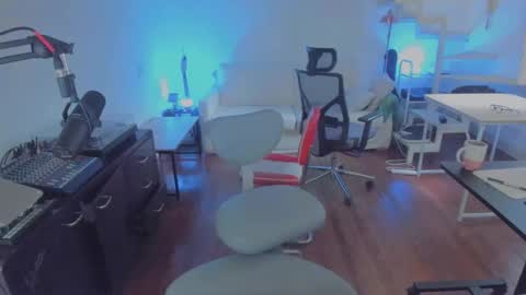 Andrew online show from 12.02.25